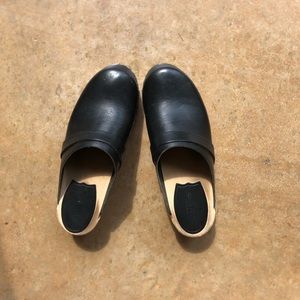 Black Swedish Hasbeens Classic Clog